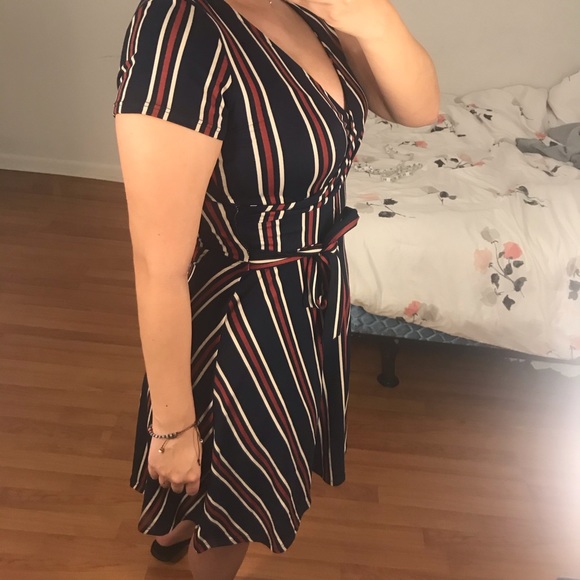 Rebel Sugar | Red, white, and blue wrap dress 🇺🇸 - Picture 2 of 2